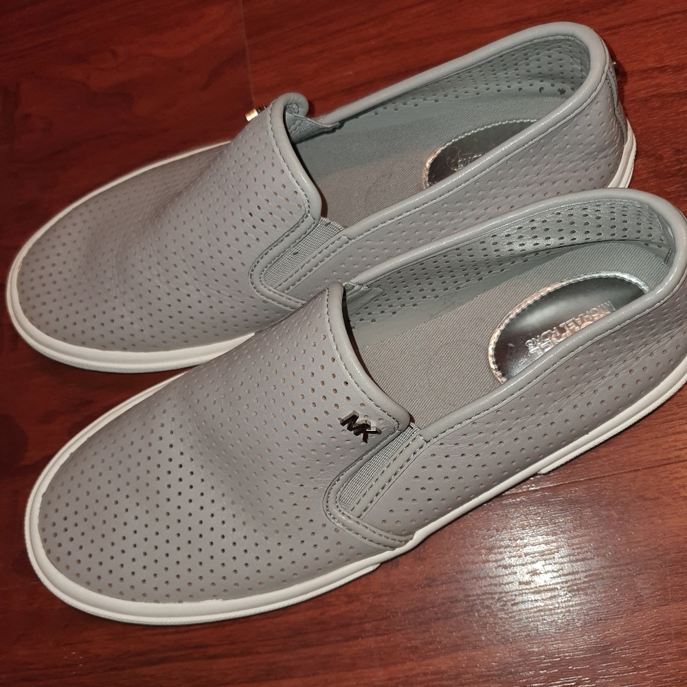 Slip on's